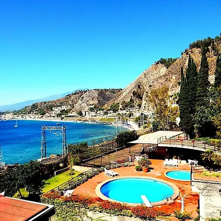 Beach Apartment Taormina Exterior photo